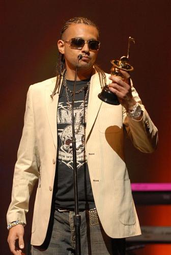 Sean Paul - Sean Paul Henriques (born January 8, 1973) is a Jamaican reggae and dancehall artist. He is professionally known only by his first names, Sean Paul.