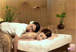 Sleep Therapy - A relaxing massage with aroma therapy.