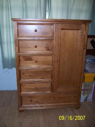 chest of drawers with cabnet, ceder lined - Chest of drawers that my sister in law had before she died.