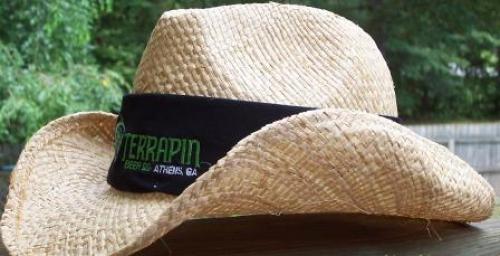 straw hat - i think it's chic if it's plain