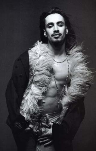 Nuno Bettencourt - legendary guitarist