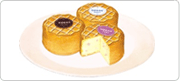 cakes in the mid-autumn festival - the cakes in the mid-autumn festival is called mooncake. it is a mean of good wish.