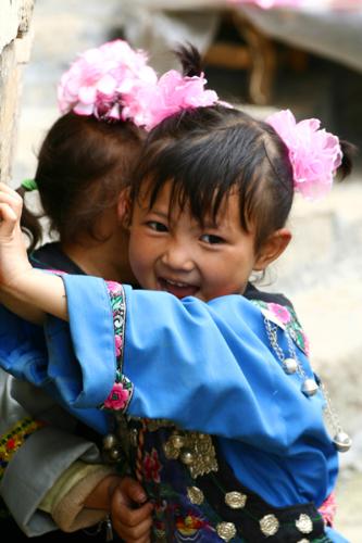 tujia girl - a little tujia girl in ehinic costume