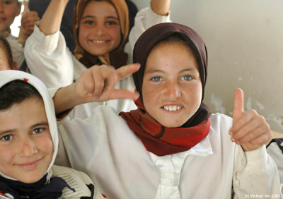 Young girls in Iraq - Very young Iraqi girls