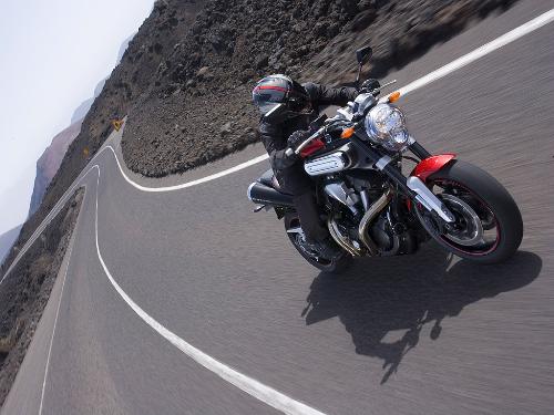 mt-01 - Yamaha MT-01... My brother would like to buy it... nice isn't it?