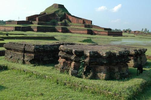 Paharpur in Bangladesh - Paharpur is a tourist spot in Bangladesh