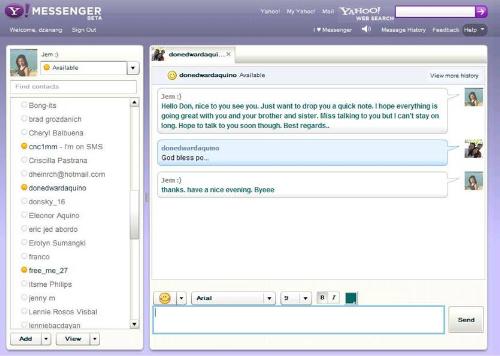 yahoo web messenger - A new messenger that let's you send and receive IM in our browser.