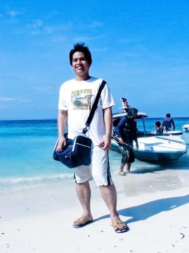 Me at Sta. Cruz Island - Me at Sta. Cruz Island. Taken last September 23, 2007.