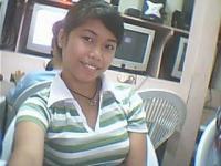 hhmmpp,,,,don;t look at me dat way! - still surfing the net..