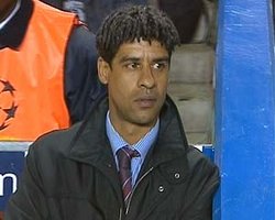 Frank Rijkaard - Name	Franklin Edmundo Rijkaard
Nationality	 Holland
Born	1962-09-30 (45 years)
City of Birth	Amsterdam - Holland 
Position	Midfielder
Height	190 cm
Weight	80 kg
Web	http://www.frankrijkaard.net/