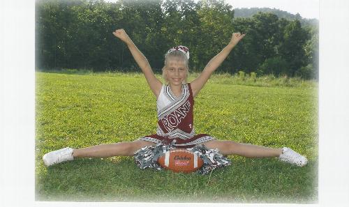 Kami - Roane County Raider Cheerleader
Midget League 2007