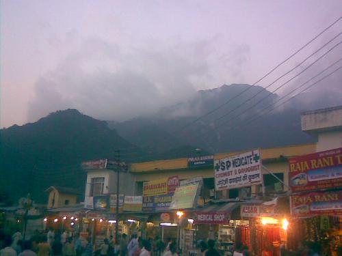 Market near busstand in Katra  - Katra is the last point which can be reached by a car or other transport. From here people start climbing the hill to reach Bhawan - Maa Vaisnav Devi ka Mandir.