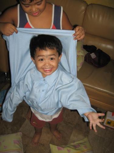 nashis abrakadabra - im really amazed on how this kid poses. he is really one smart kid!