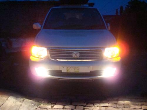 with parking light on - it looks great
