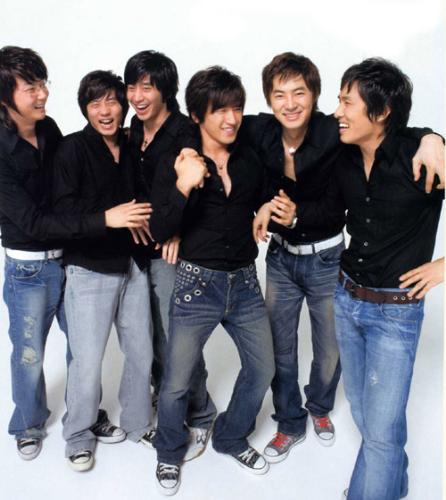 Shinhwa - This is one of the Shinhwa image which i really love it.
