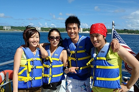 Dong Wan (Shinhwa) - Dong Wan and other artist