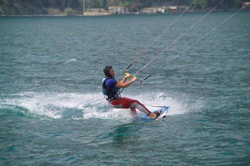 water sports is great fun - This ia a picture of a man para sailing.