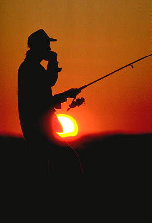 Fishing... - Fishing... one outdoor activity i do like to do