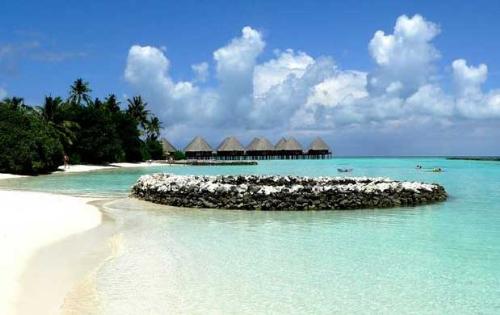 Maldives - This is the place where most celebrities wanted. Beckham have been here before.