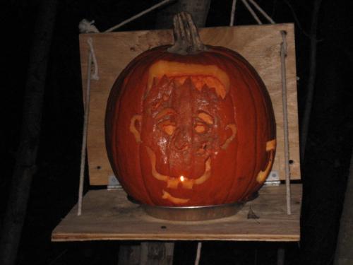 Frankenstien - Awesome carving Frankenstien - Awesome carving