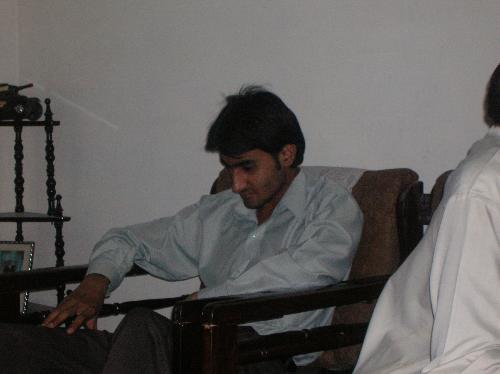 Habib Rocks!! - Jagte Rehna Bhaioo!!!.....  A koool kid!!!!!!!!!...inteligenicia!!!!!!!!!!!!!!!