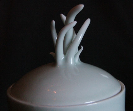 Porcelain jar  - Southern Ice translucent porcelain jar