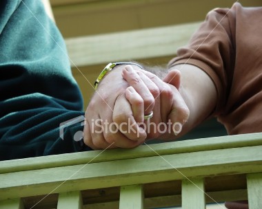 Old people tie the knot. - www.istockphoto.com
380 x 304 -33k Old people tie the knot. - www.istockphoto.com
380 x 304 -33k