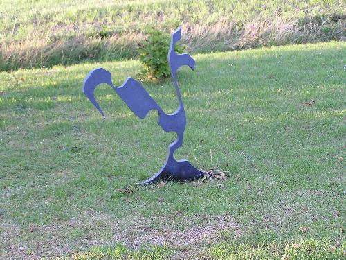 Hjulben - This is a figure my freind made himselt from old iron. we think it look like a cartoon figure