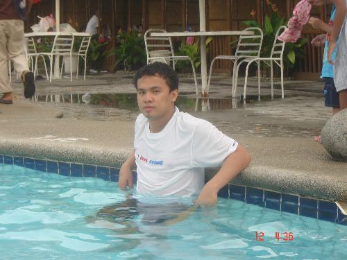 swims through joe - shot of the best time on swimming pool
