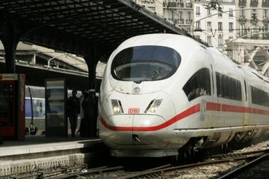 The High Speed Railway - The train is becoming faster &faster