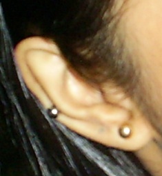 It's my ear.. - Looks good,right? Yeah!!!!
