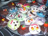 Creative Cup Cakes - Halloween themed cupcakes made me and children. Lots of fun..and it was yummy.