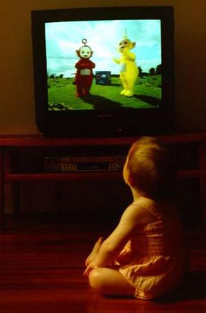 Baby... - Baby...at the TV