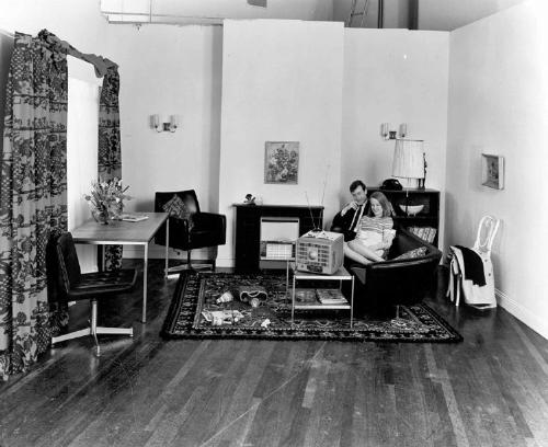 Watching television - Watching television in the old times