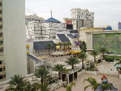 Las Vegas Hotels Have Everything, Including Movie  - The hotels in Vegas have everything from amusement parks to movie theaters.  They are also famous for their exotic shows.  The scenery is just beautiful in the Vegas hotels....only in Vegas.