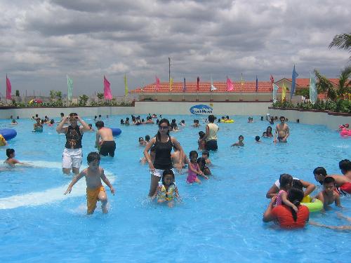 swimming.. - i love summer.i love water.