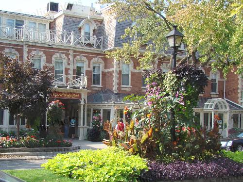 Prince of Wales Hotel - Picture of the Prince of Wales Hotel in Niagara on the Lake. We just love the flowers and plants that are on the main street of the wonderful town.