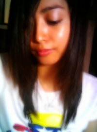 this is me - had really straight hair that day ;)