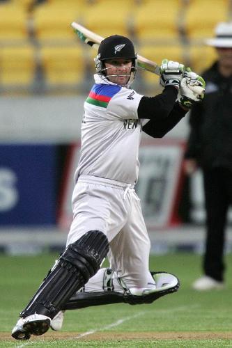 Nathan Astle - Nathan Astle... Nathan Astle - Nathan Astle...
