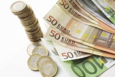 Make euro money;P - Just your ordinary Euro...