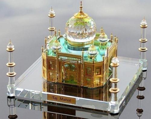 Taj Mahal - Taj mahal was a good mahal and it was built on behalf of the love and effection towards mumtaj and built by shah jahan...thats really great expres of love towards her...and we have to inspire about it.such a great love will last forever and ever.