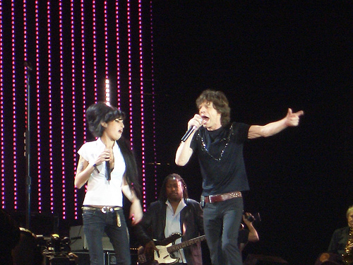 Amy Winehouse and Mick Jagger - IOW festival 2007
