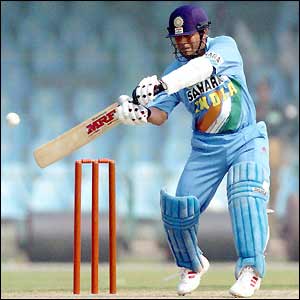 SAchin tendulkar - well he is the best.. he is world best batsmen