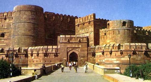 picture of agra fort - agra fort a very famouse place to visit