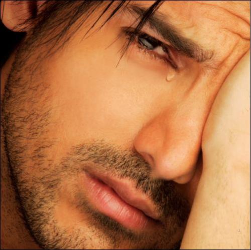 John Abraham - John Abraham is one of the bollywood actors. He is not only a good actor but also a model. First he was a model and only then he entered into this industry. He has a good physique and also style. Each and every day some gossip or the other keep coming about him. This shows that how people are eager to talk about him.