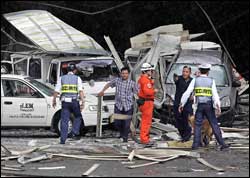bomb blast - glorietta bomb blast bomb blast - glorietta bomb blast