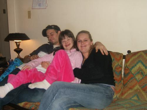 My son, his fiance and Vicky. - my family