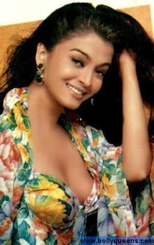 aishwarya rai - she is really a sexy women