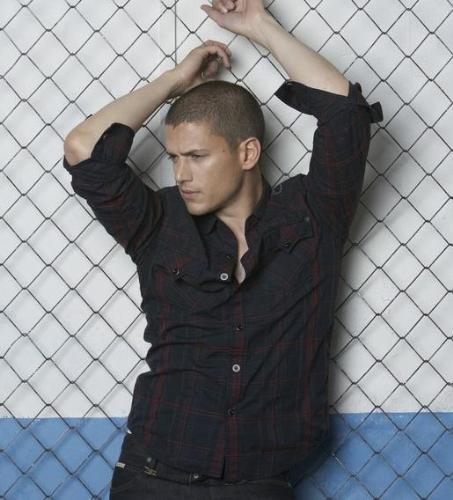 prison break (1) - big wall