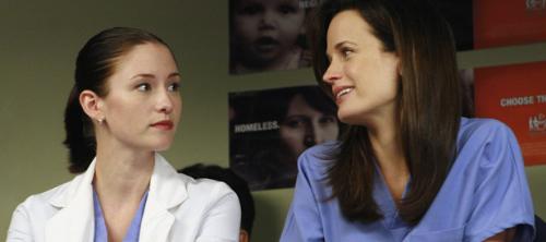 Lexie and Ava - Ooooooo this story line could get really good.

What do you think........ should Alex be with Ava?